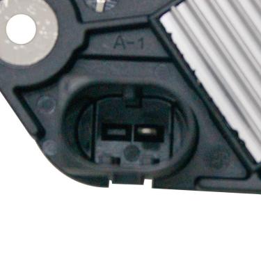 Imagem de Regulador de Voltagem Mercedes Classe B Sprinter Cdi 311 415 515 Om651 Após 2011 Plug 1 Pino - Ikro - IK5031