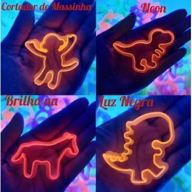 Imagem de 10 Cortadores de Massinha Forminha Neon  Dinossauro Safari Festa Lembr