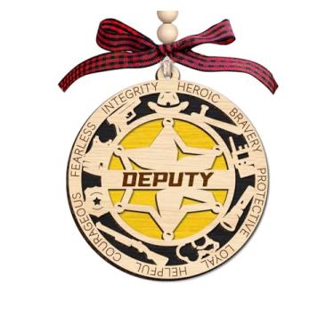 Imagem de Enfeite de madeira com design de crachá preto de 2 camadas - Decoração de árvore de Natal - Ornamento rústico de férias de fazenda - Ornamento exclusivo de madeira de camada dupla para decoração de