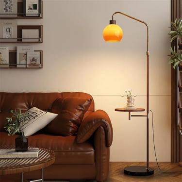 Imagem de Luminária de chão contemporânea de luxo, com design moderno e artístico, ideal para sala de estar, quarto, escritório, casa de campo, hotel ou residências. Possui LED, design retrô e criativ