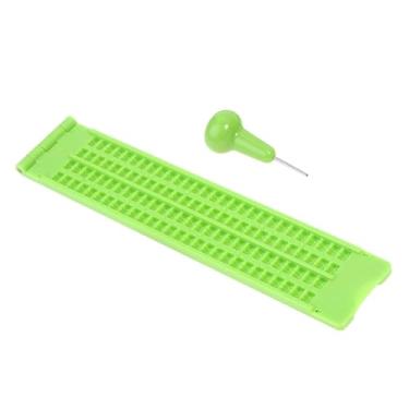 Imagem de Braille escrita ardósia suprimentos de aprendizagem portátil placa de escrita braille com caneta para adultos iniciantes casa das mulheres dos homens, 4 linhas 28 células