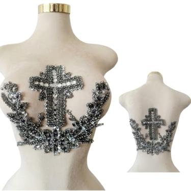 Imagem de Patch bordado feito à mão com contas cruzadas, aplique de strass feito à mão, design criativo, decoração de roupas para vestido de casamento antecessor ou terno masculino nas costas (cinza)