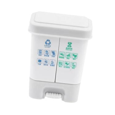 Imagem de harayaa Diorama de lata de lixo em escala 1/12, ornamento compacto para mesa, adereço decorativo, coleção para casa de bonecas, lata de lixo em miniatura, Cinza Claro