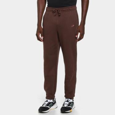 Imagem de Calça Moletom New Balance Athletics Masculina, Marrom, P