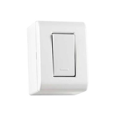 Imagem de Interruptor Simples Lizflex 10A Bivolt para Ambientes Internos com Design Moderno e Aca...