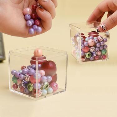 Imagem de 2 peças de caixa de plástico com tampa pequena caixa de plástico transparente cubo quadrado com tampa mini recipientes para contas de doces joias pequenas presentes (5,5 x 5,5 x 5,5 cm)