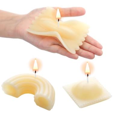 Imagem de Conelist 3 velas de macarrão e macarrão, ravióli, decoração em forma de farfalle, queijo e cera perfumada, presentes fofos em forma de comida para amantes de massas, lembrancinhas de decoração de