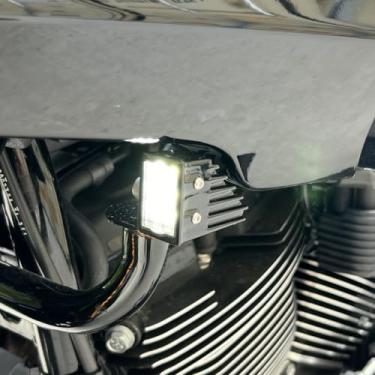 Imagem de Luz de seta frontal de motocicleta para Harley Softail Low Rider ST FXLRST 2022-2024, Low Rider El Diablo FXRST 2022, cor preta