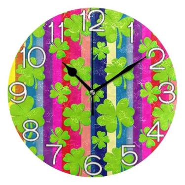 Imagem de GAIGEO Green Shamrocks Relógio de parede listrado colorido analógico decorativo sala de aula relógio de escritório funky alimentado por bateria, arte de parede boho decoração de casa, 25 cm, ponteiros