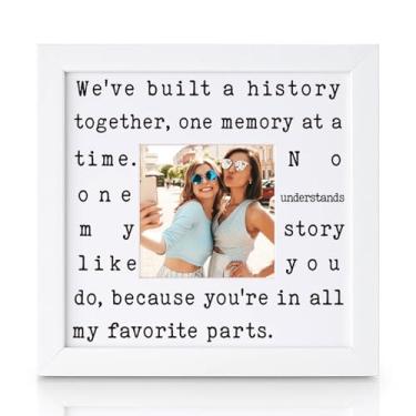 Imagem de THYGIFTREE Porta-retrato Sentimental de melhor amiga para mulheres de longa data de infância Lembrança de Amigo BFF Presente de Natal para ela Nossa História Compartilhada Presente de Memória