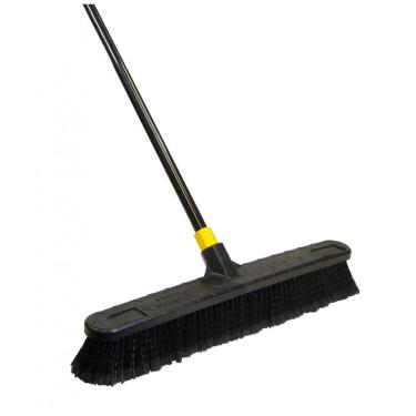 Imagem de Vassoura Resistente para Uso Externo com Cabo de Aço, Quickie
