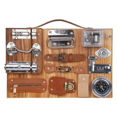 Imagem de Brinquedo sensorial de madeira Busy Board AXEARTE Montessori para cria