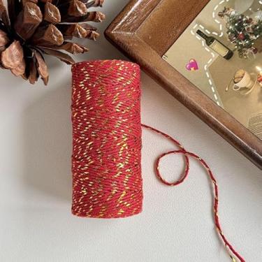 Imagem de Cordão de algodão de duas cores de 2 mm para artesanato, embrulho de presente, macramê e decoração de férias, corda macia e torcível (ouro + vermelho)