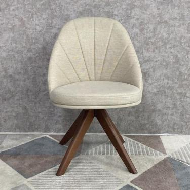 Imagem de Cadeira Turim Giratória - D'Confort Design, Suede Bege V666