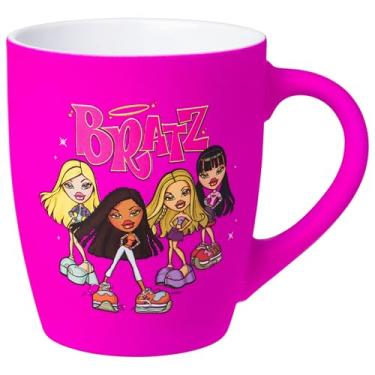 Imagem de Silver Buffalo Caneca de cerâmica curvada jumbo Bratz Four Dolls Pink Stars Soft Touch 740 ml
