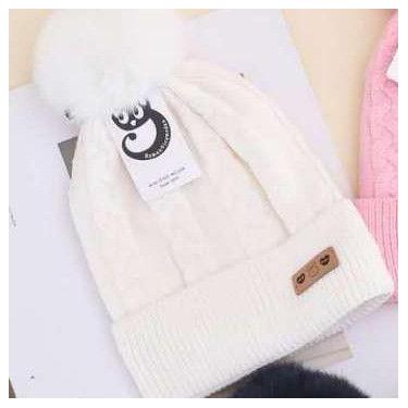 Imagem de Gorro/ Touca Infantil Com 1 Pompom Lisa Forrada Por Dentro Para o Inve