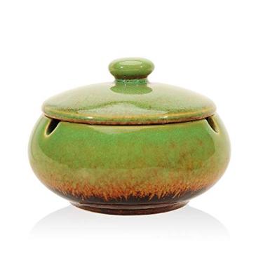 Imagem de Cinzeiro de cerâmica K COOL com tampa para cinzeiros portáteis à prova de vento para ambientes internos e externos e eliminadores de odor Ash Holder para fumantes Desktop Bandeja de cinza para home office, Verde