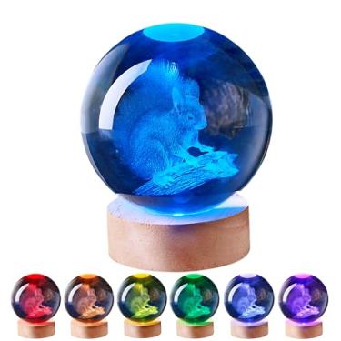 Imagem de Luz noturna 3D grande esquilo bola de cristal com base de madeira, lâmpada de cristal presente para crianças amigas, 16 mudanças de cor com controle remoto, lâmpada de esfera de vidro gravada a laser