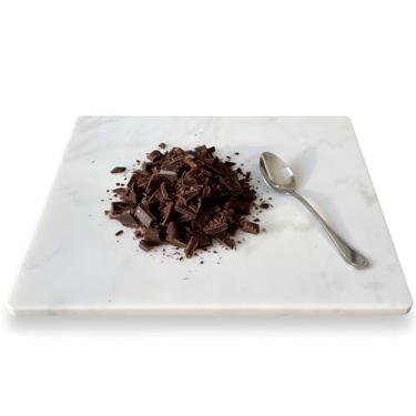 Imagem de DACHUN Tábua de corte de granito preto natural 40 x 50 cm, com pés antiderrapantes, para massa de bolo, placa de pastelaria de pedra... (branco quente, 20 x 12,8)