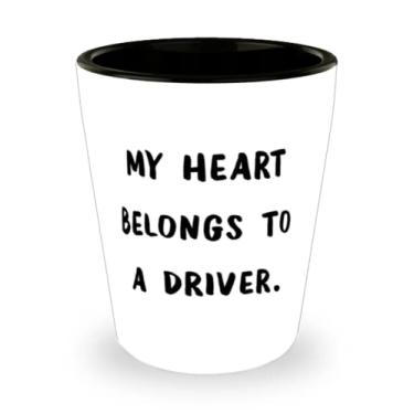 Imagem de Presentes legais para motorista, My Heart Belongs To a Driver, Copo de dose de Natal sarcástico de amigos