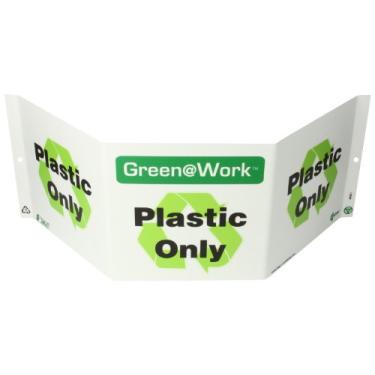 Imagem de ZING 3031 Placa verde no trabalho Tri-View, apenas plástico, símbolo de reciclagem, 7,5Hx20W, projetos 5 polegadas, plástico reciclado