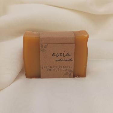 Imagem de Sabonete Artesanal Natural Aveia Mel e Canela com Óleo Essencial de Alecrim. Fitocosmético Terapêutico, Hipoalergênico, Hidratante, Purificante e Revitalizante.