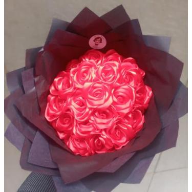 Imagem de Buquê de Rosa Eternas de Cetim+6 Fotos (16 Rosas) (Vermelho)