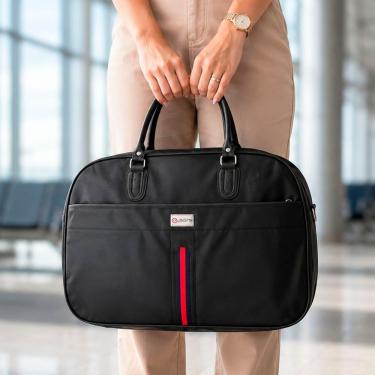 Imagem de Bolsa de Viagem Grande em Poliéster com Alça de Mão e Ombro Fechamento por Zíper Impermeável Modelo Bagagem de Couro
