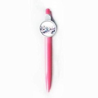 Imagem de Caneta retrátil azul com ponta rollerball e arranha-céus de construção moderna