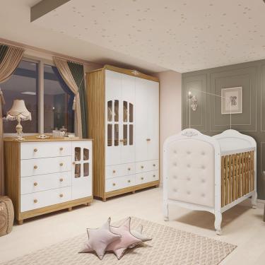 Imagem de Quarto de Bebê Guarda-roupa e Cômoda com Janelas e Berço com Capitonê Maya Clássico Espresso