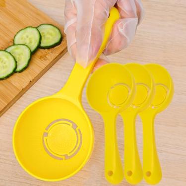 Imagem de 3 peças de molde de rolo de arroz e vegetais meia colher redonda de plástico colheres DIY ferramentas de cozinha de arroz semicircular, amarelo