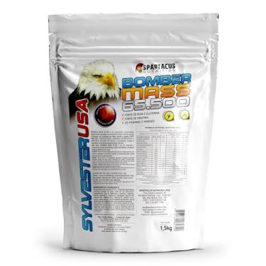 Imagem de Bomber Mass 65.500 1,5kg Spartacus Nutrition Suplemento Hipercalórico com Whey Protein Concentrado Albumina e Proteína de Soja 70g Carboidratos 20g Proteínas Vitaminas e Minerais (1,500, Morango com Leite Condensado)