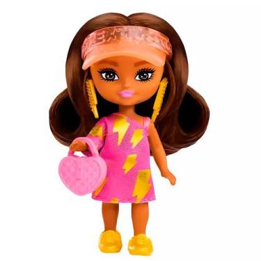 Imagem de Boneca Barbie Extra Mini Minis Com Boné E Vestido Flash Hln44 Hph20 -