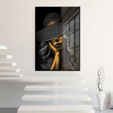 Imagem de Quadro Decorativo com Moldura e Acrilico Cristal Vidro Mulher Dourada 