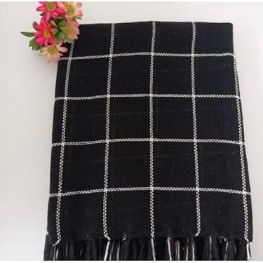 Imagem de Manta Artesanal de Algodão com Franjas – Cobertor Decorativo para Sofá e Cama, Leve e Confortável (Preto xadrez)