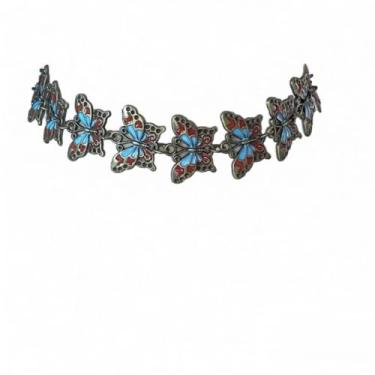 Imagem de WATASAA Conjunto de colar gótico para mulheres, estilo punk grunge vintage, gargantilha em camadas com coração cruzado, morcego, asa de anjo de aranha, pingente de caveira Saturno, joia de presente