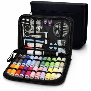 Imagem de Kit de Costura e Linhas Completo com 97 Peças, Estojo Portátil com Agulhas, Linhas Coloridas, Tesoura, Fita Métrica e Acessórios para Costura Doméstica e Viagem 100% Prático