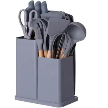 Imagem de Kit de Utensílios para Cozinha em Silicone com Cabo de Madeira – 19 Peças – Cor Aleatoria de Acordo com Estoque