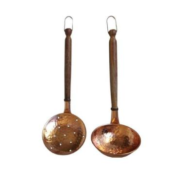 Imagem de Kit Concha e Escumadeira em Cobre e Cabo de Madeira G - Metal Arte