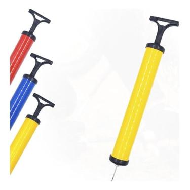 Imagem de Bomba de Ar Manual Amarelo Inflador Portátil com Agulha 24cm Bola Futebol Volei Inflação Fácil Premium
