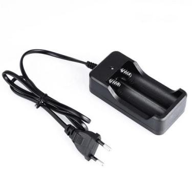 Imagem de Carregador Bivolt Luatek LPJA02LUA p/ Baterias 18650 - Preto - Luatek 