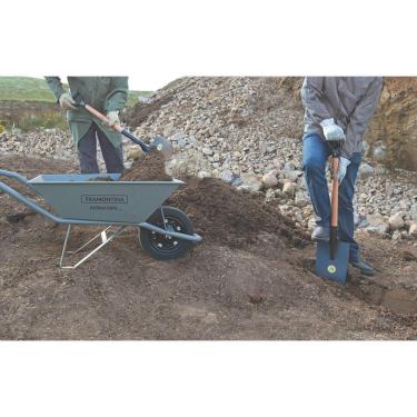 Imagem de Pá de Bico Tramontina 405/30 em Aço com Cabo de Madeira 71 cm com Empunhadura Plástica Curva Ergonômica Tramontina