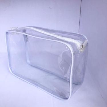 Imagem de Kit com 30 necessaire transparente Gelo 23x15 - Gii Matos 