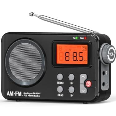 Imagem de Goodes Rádio portátil AM FM com melhor recepção, rádio transistor com alto-falante, alimentado por bateria ou USB CC, mostrador transparente, visor digital de hora, conector de fone de ouvido