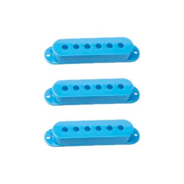 Imagem de DIAO79NI Conjunto de capas de captador de bobina única para guitarra Stratocaster de plástico profissional de 48/48/48 mm (azul claro) 3 peças