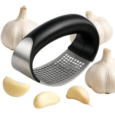 Imagem de Espremedor e Amassador de Alho Manual em Aço Inoxidável com Alça Ergonômica Profissional Fácil Limpeza e Alta Durabilidade Premium