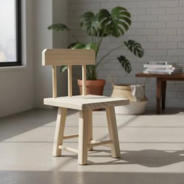 Imagem de Cadeira Infantil de Madeira Pinus 40x25 Cm Resistente e Confortável Cagema