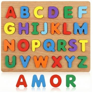 Imagem de Alfabeto em Madeira Brinquedo Educativo Infantil Letras Coloridas para Aprender Palavras Coordenação Motora Fina e Reconhecimento de Cores – Tabuleiro de Encaixe ABC (Modelo 1)