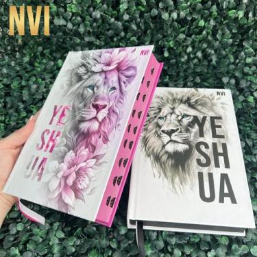 Imagem de Kit Casal Cristão 2 Bíblias NVI Evangélicas Yeshua Floral e Yeshua Bra