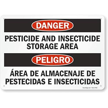 Imagem de SmartSign -S-2857-PL-14 Placa bilíngue "Danger - Área de armazenamento de pesticidas e inseticidas" | Plástico de 25,4 cm x 35,5 cm